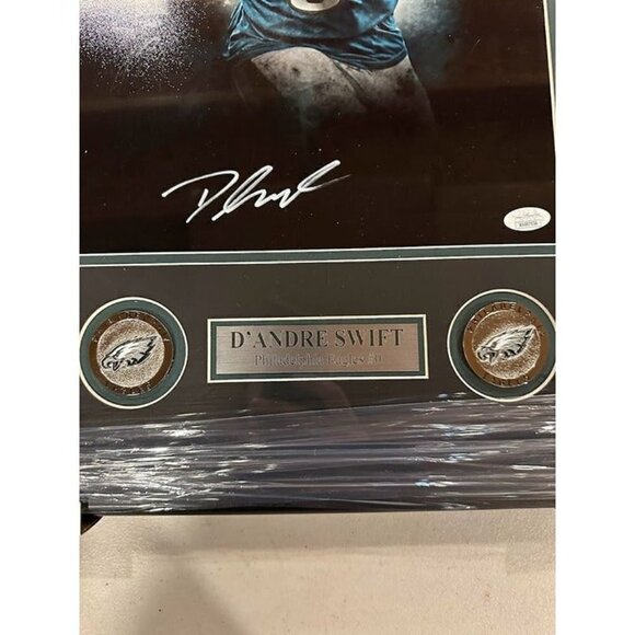 D'Andre Swift signed autographed Philadelphia Eagles 11x14 Photo Framed JSA - Picture 3 of 4